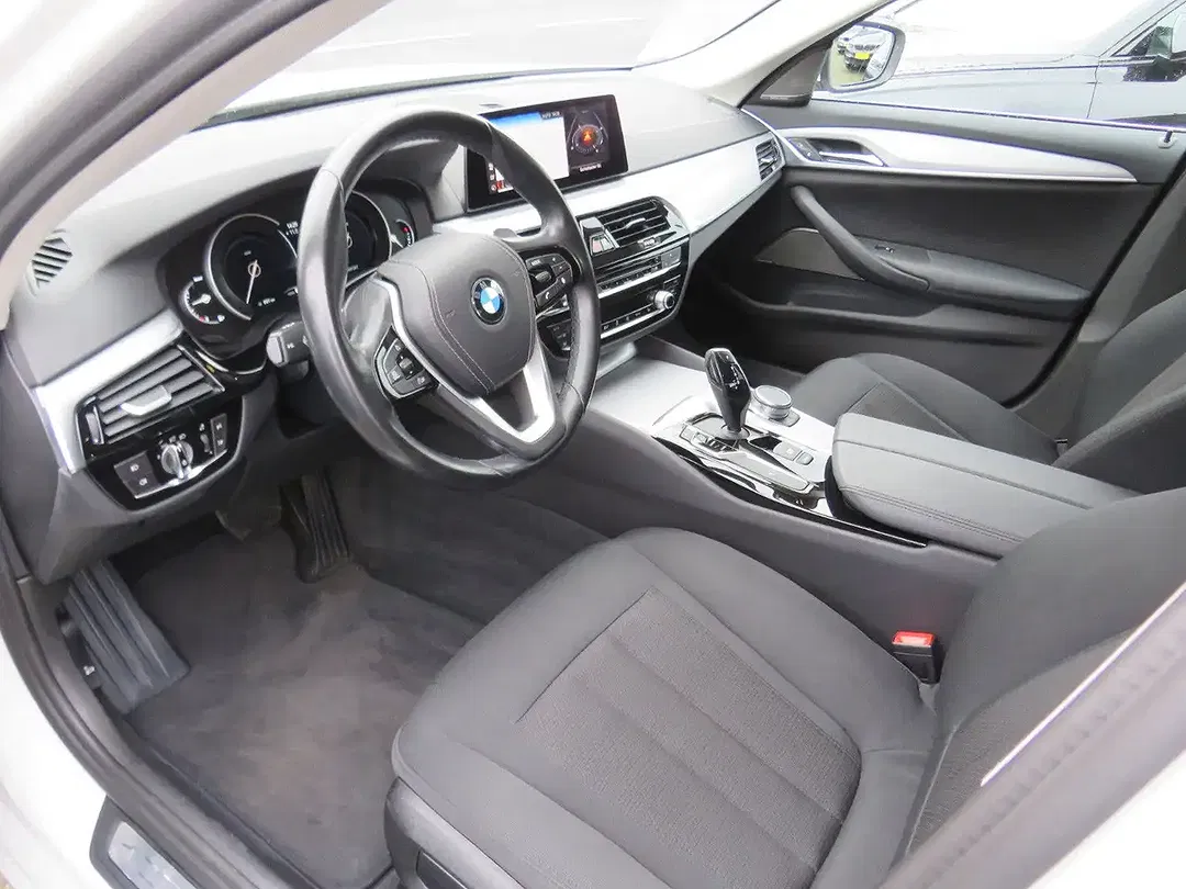 BMW 520 - Thumbnail 7