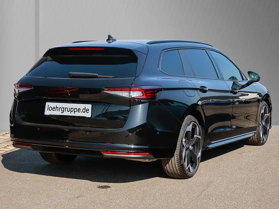 Skoda Superb - Thumbnail 4