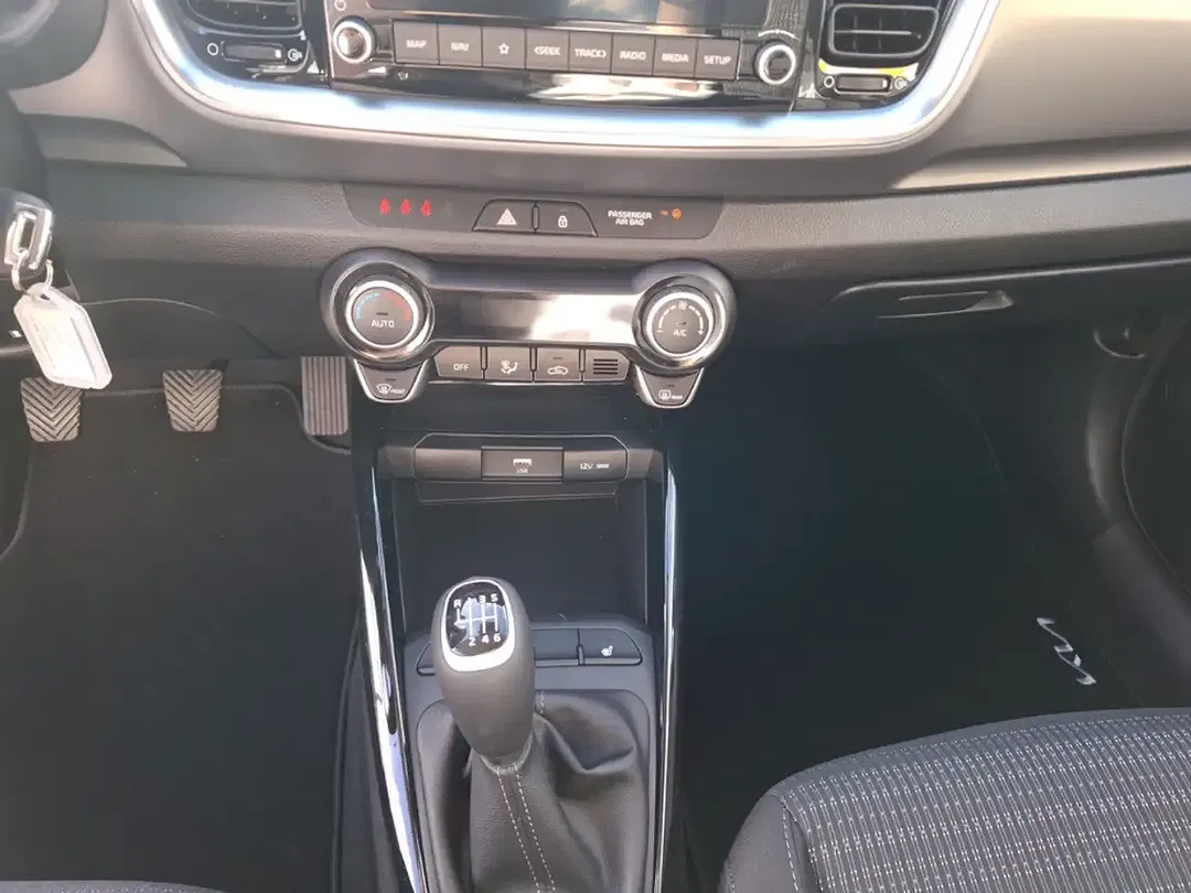 Kia Stonic - Thumbnail 10