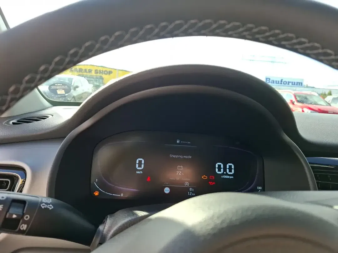 Kia Stonic - Thumbnail 12