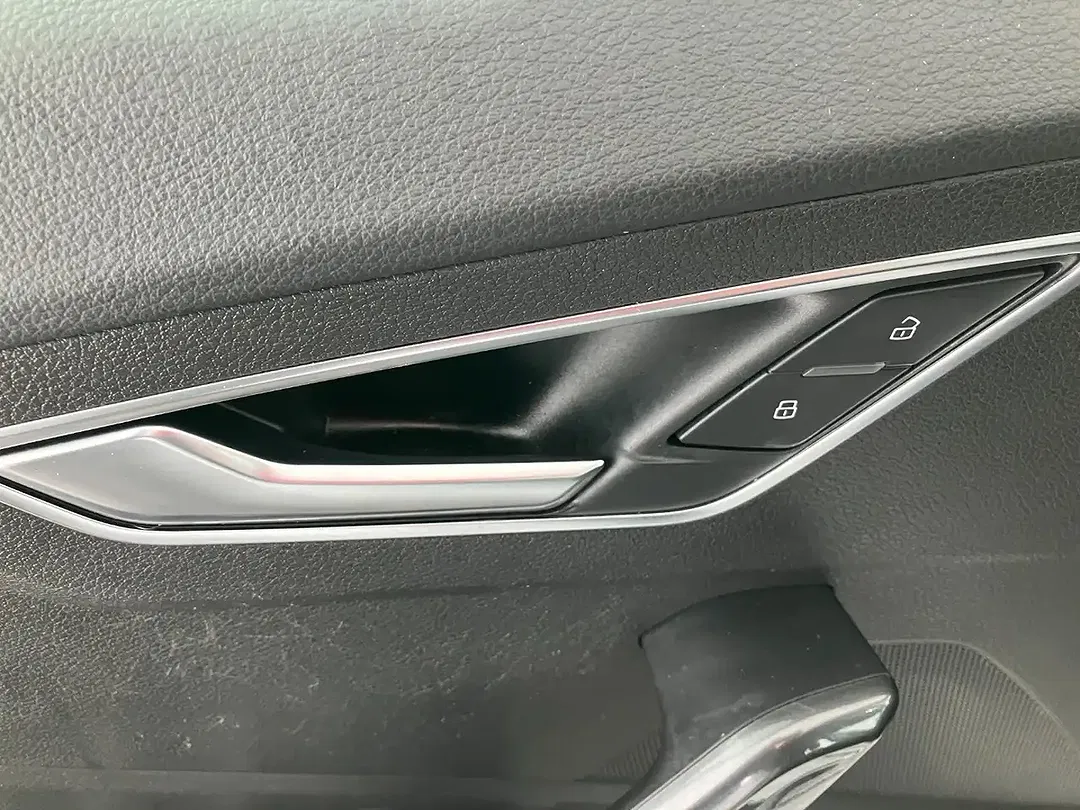 Audi Q2 - Thumbnail 11
