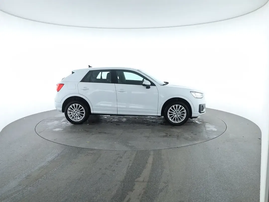 Audi Q2 - Thumbnail 6