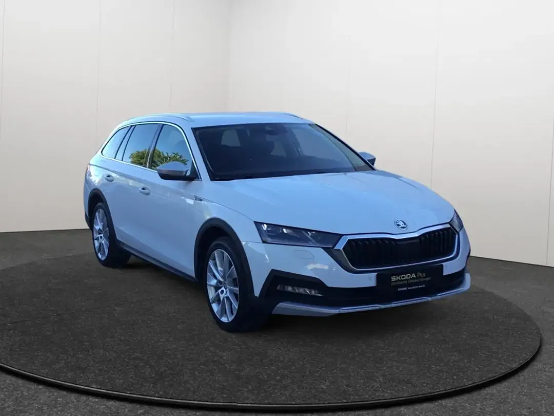 Skoda Octavia - Thumbnail 3