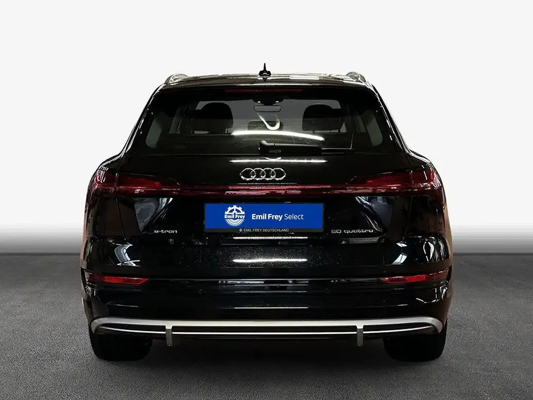Audi e-tron - Thumbnail 6