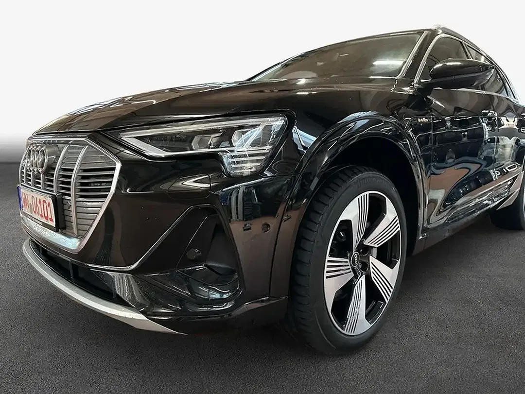 Audi e-tron - Thumbnail 7