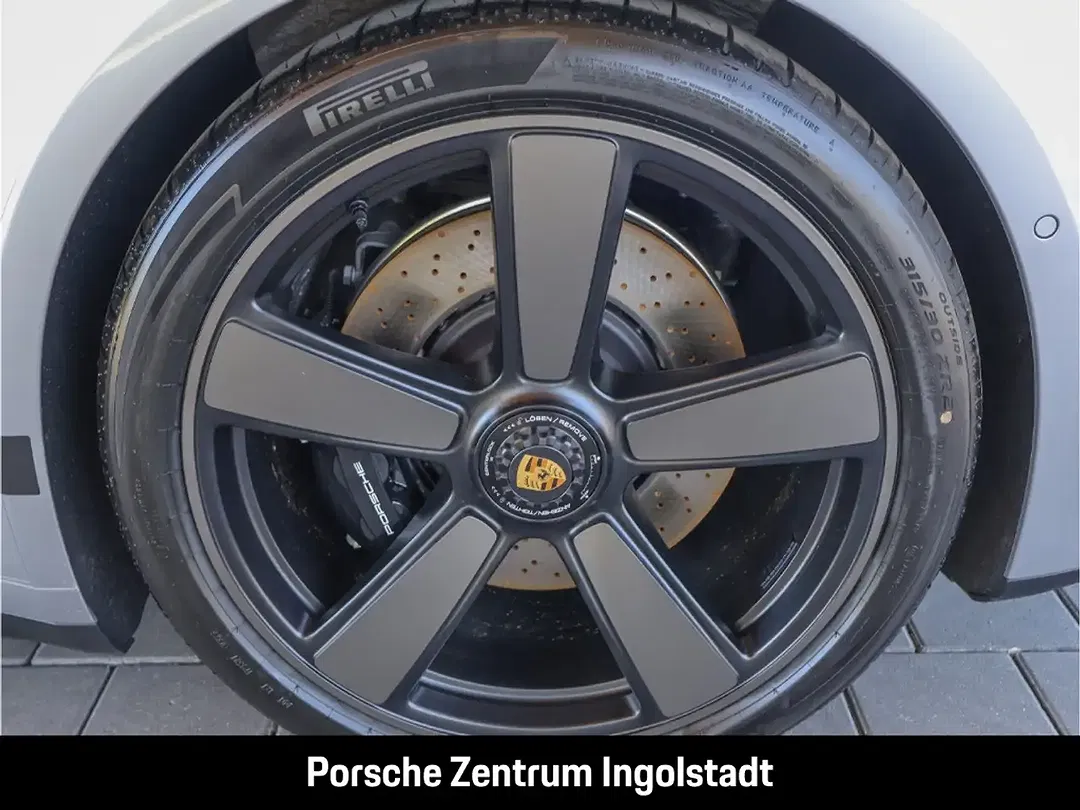 Porsche 911 - Thumbnail 10