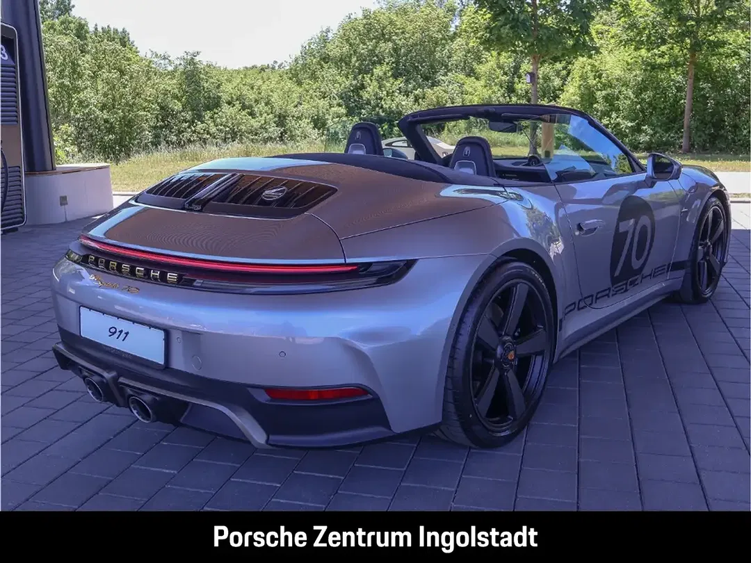 Porsche 911 - Thumbnail 13