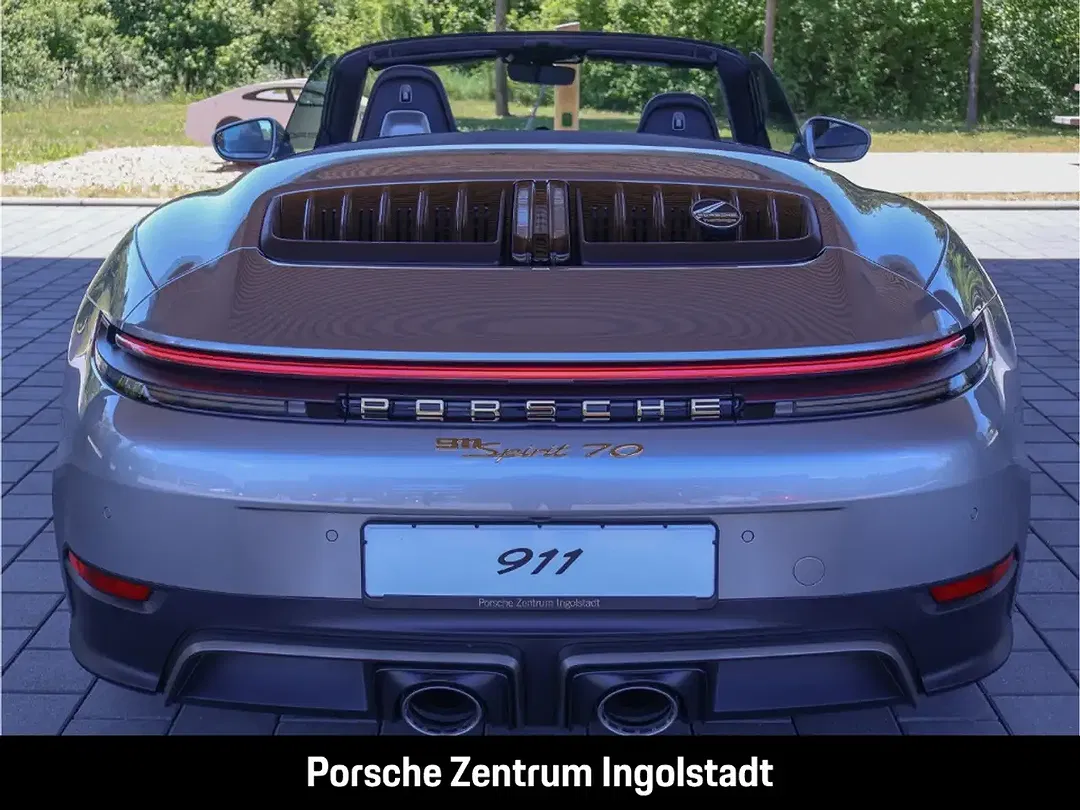 Porsche 911 - Thumbnail 5
