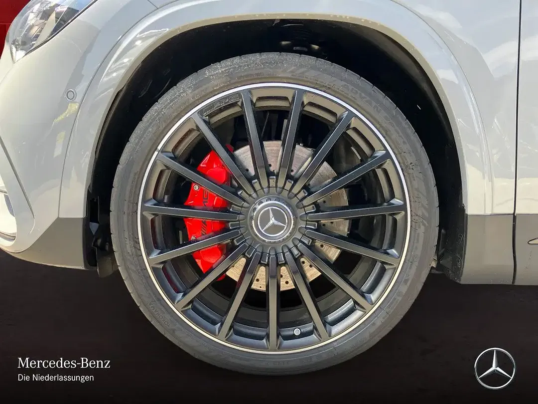 Mercedes-Benz GLA 35 AMG - Thumbnail 14