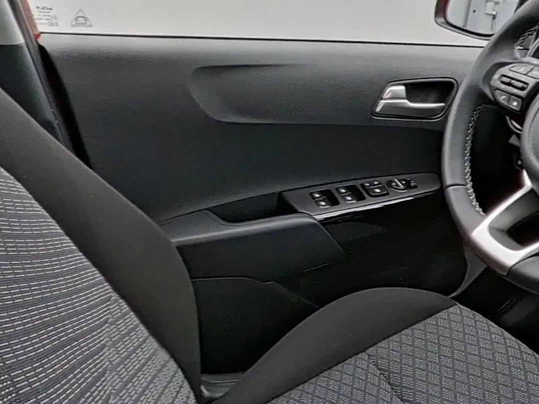 Kia Picanto - Thumbnail 13