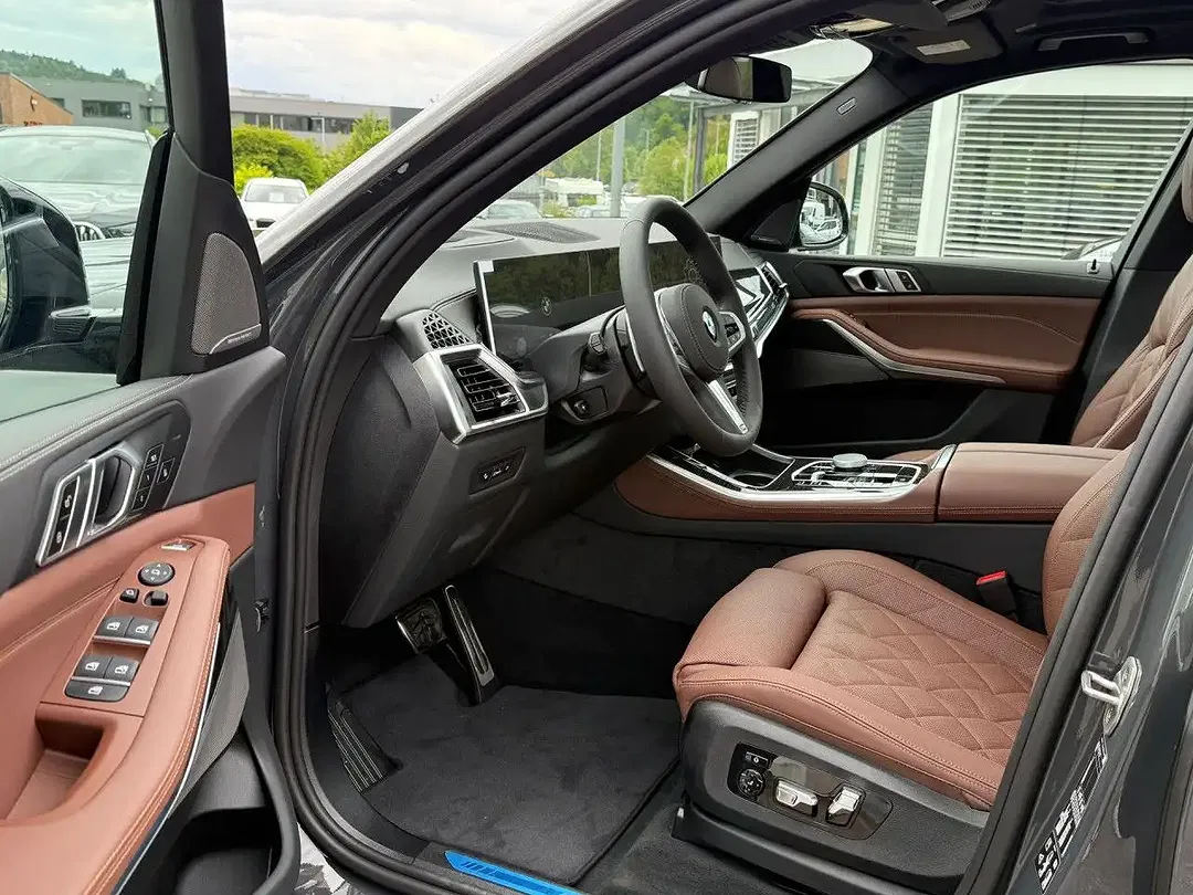 BMW X5 - Thumbnail 9