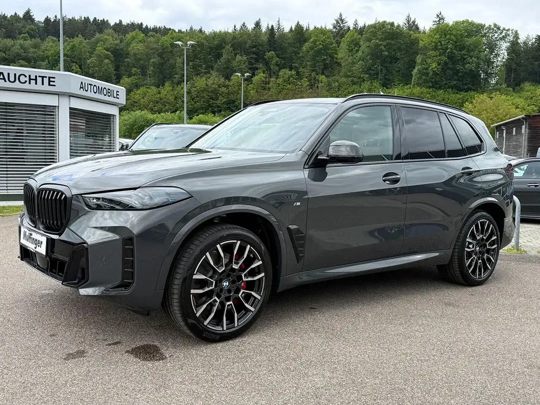 BMW X5 - Thumbnail 3