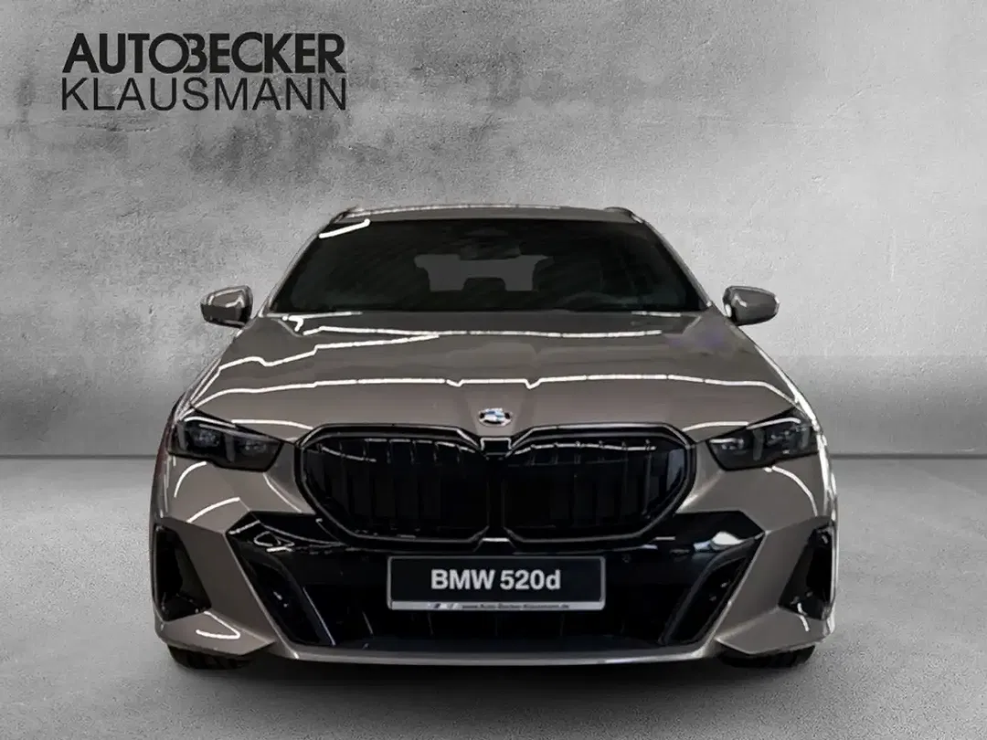 BMW 520 - Thumbnail 5