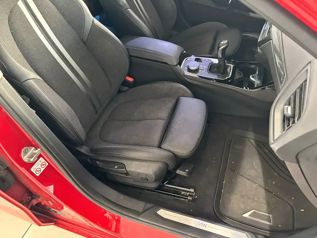 BMW 116 - Thumbnail 10