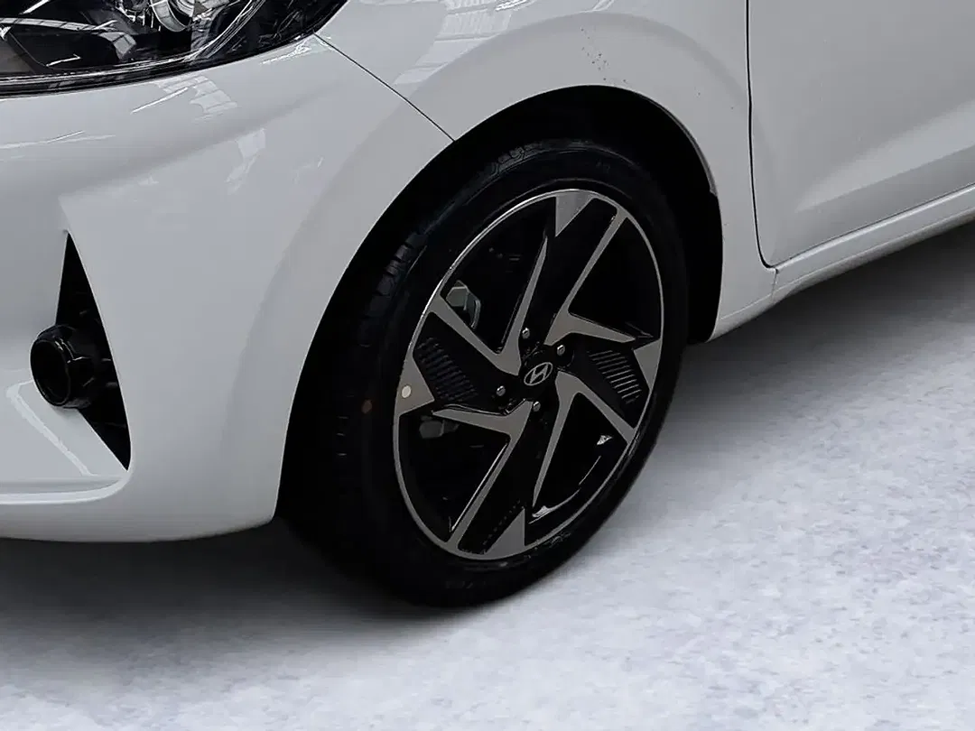 Hyundai i10 - Thumbnail 6