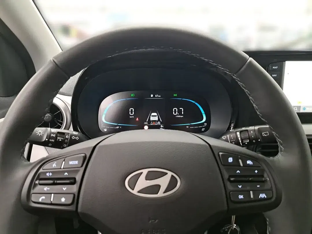 Hyundai i10 - Thumbnail 8