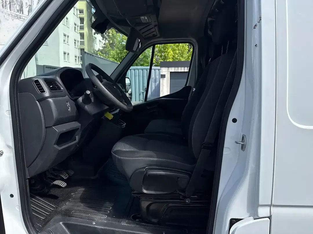 Opel Movano - Thumbnail 6