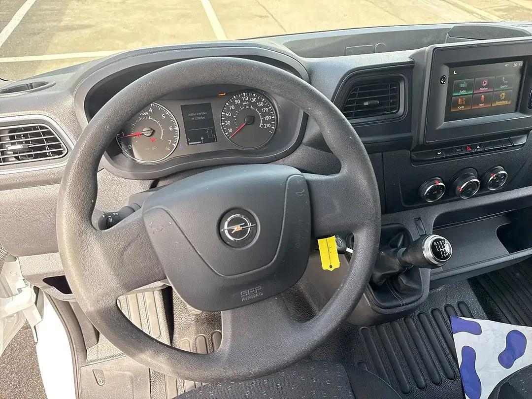 Opel Movano - Thumbnail 8