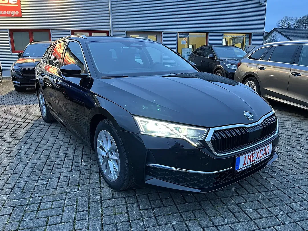 Skoda Octavia - Thumbnail 2