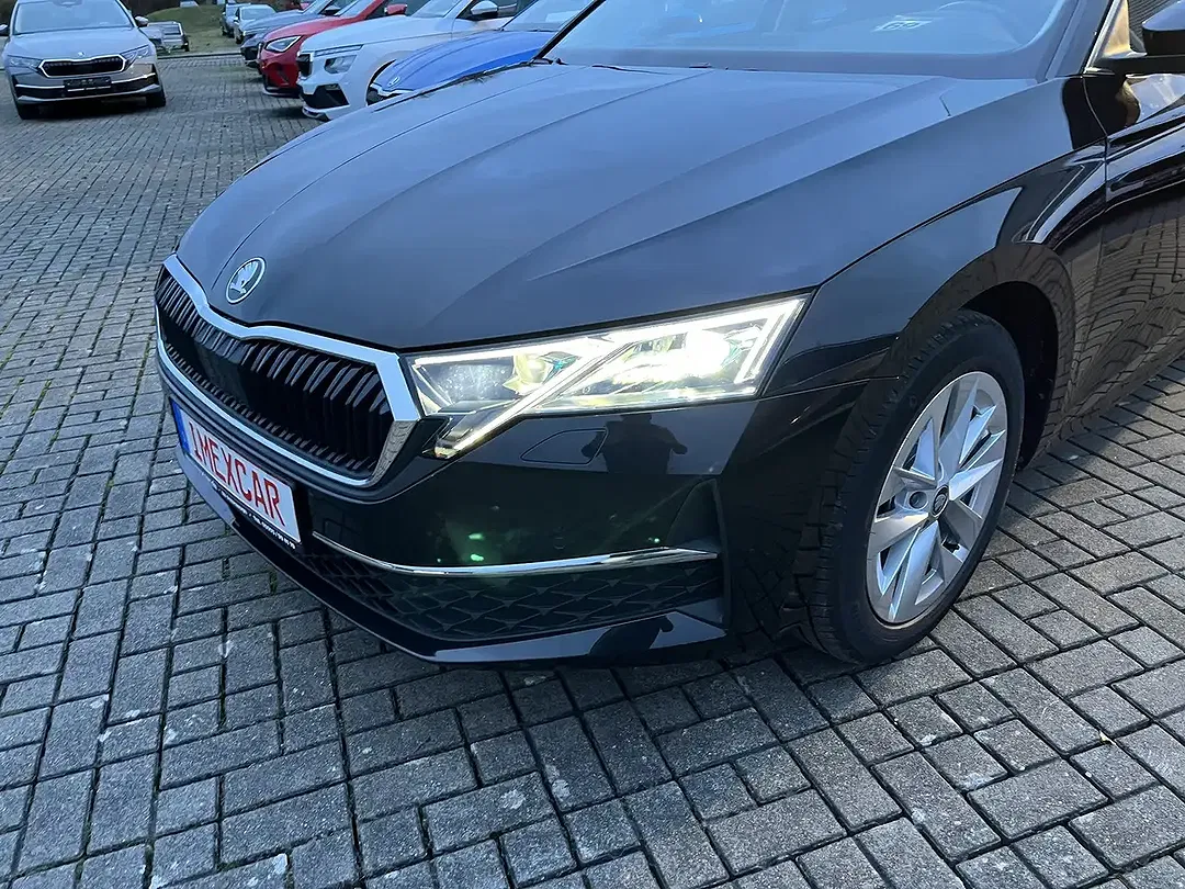 Skoda Octavia - Thumbnail 9