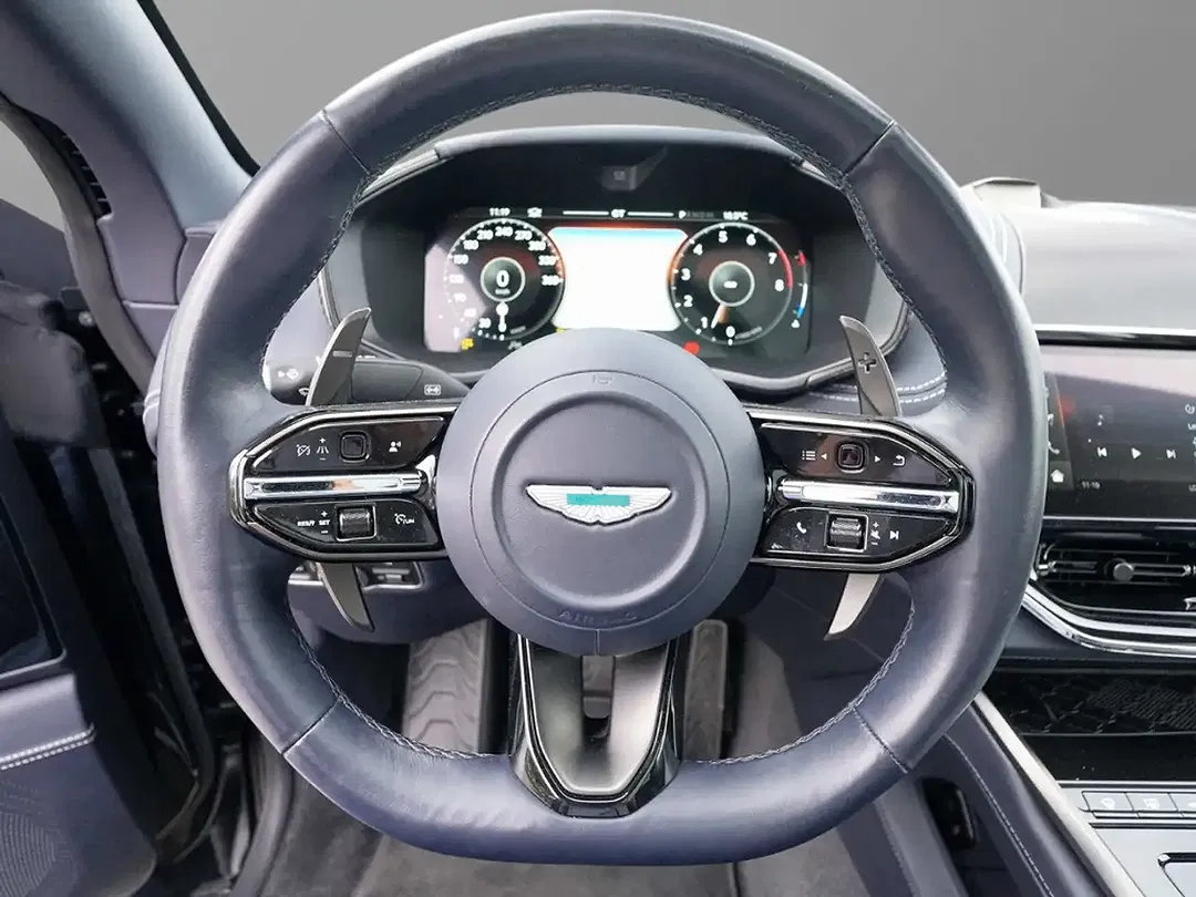 Aston Martin DBX - Thumbnail 22