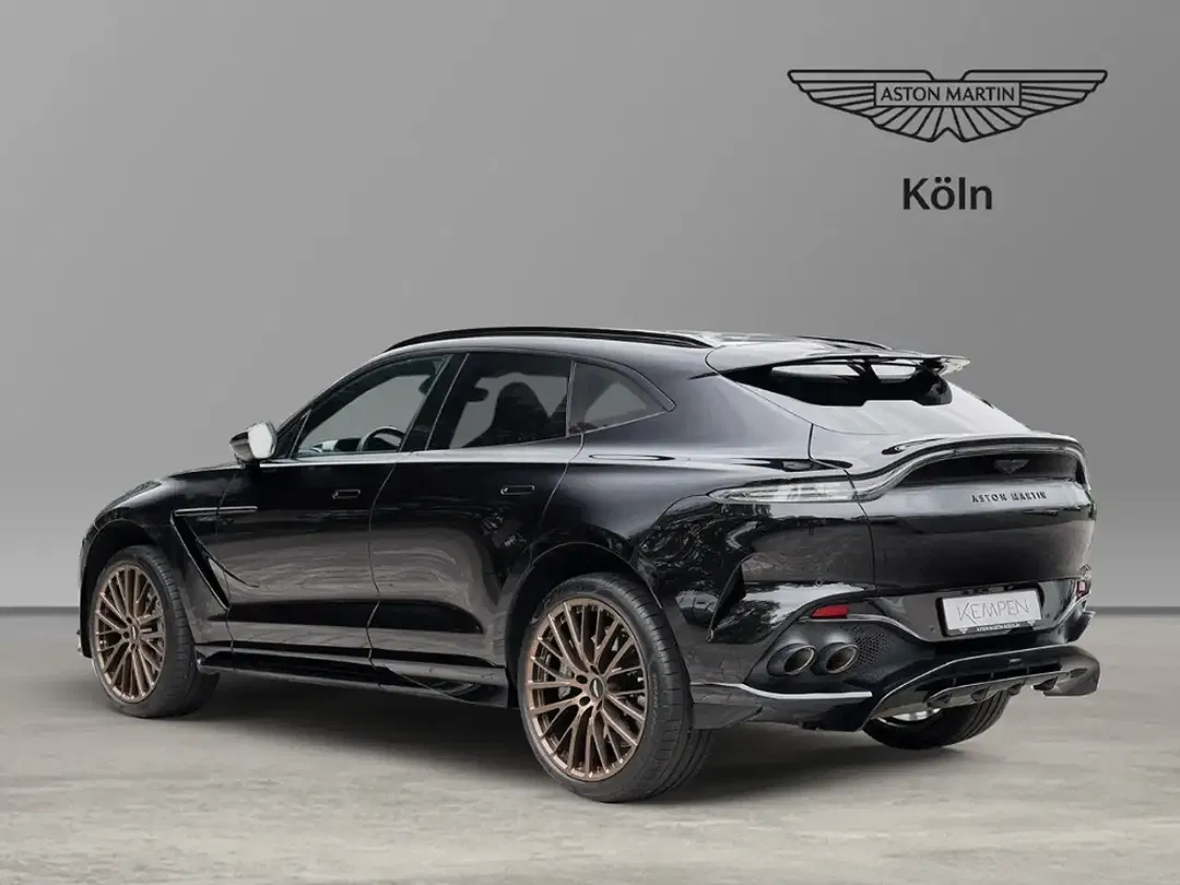 Aston Martin DBX - Thumbnail 6