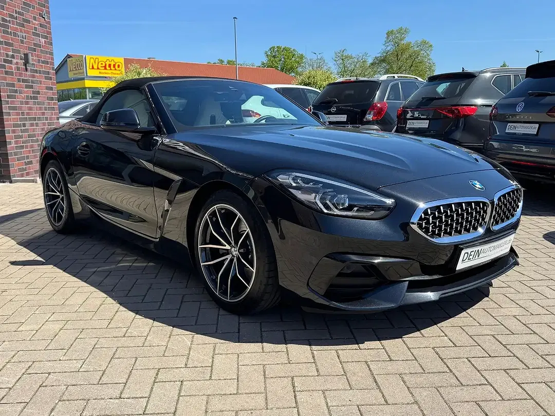 BMW Z4 - Thumbnail 10