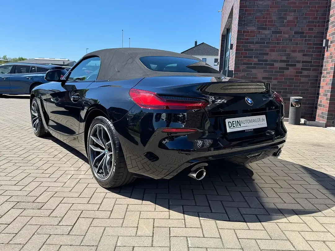 BMW Z4 - Thumbnail 4