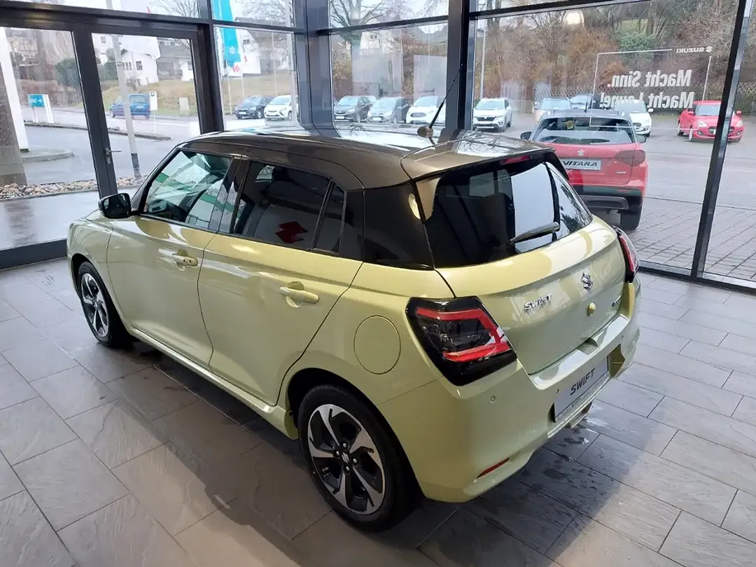 Suzuki Swift - Thumbnail 9
