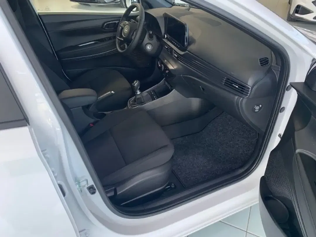 Hyundai i20 - Thumbnail 10