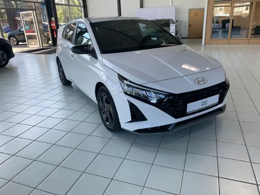 Hyundai i20 - Thumbnail 3
