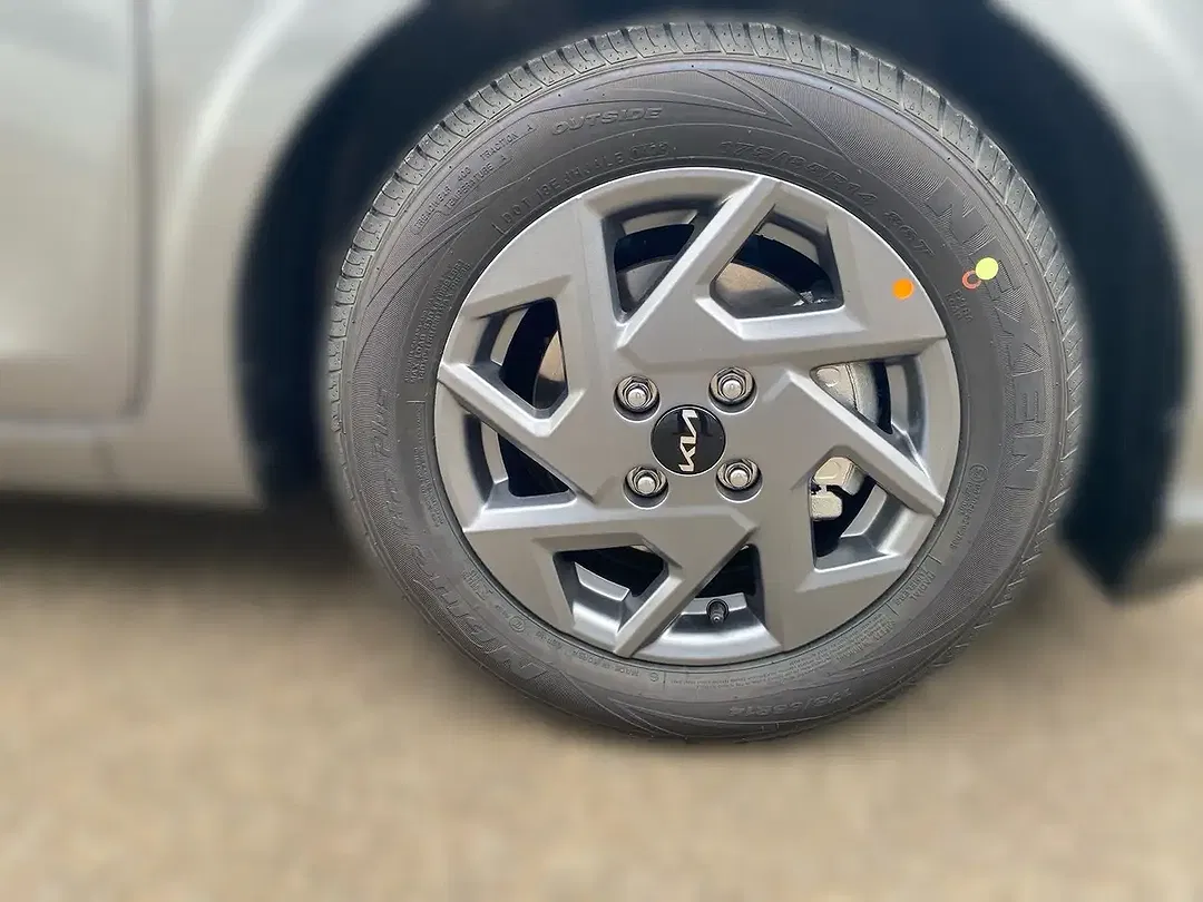 Kia Picanto - Thumbnail 8