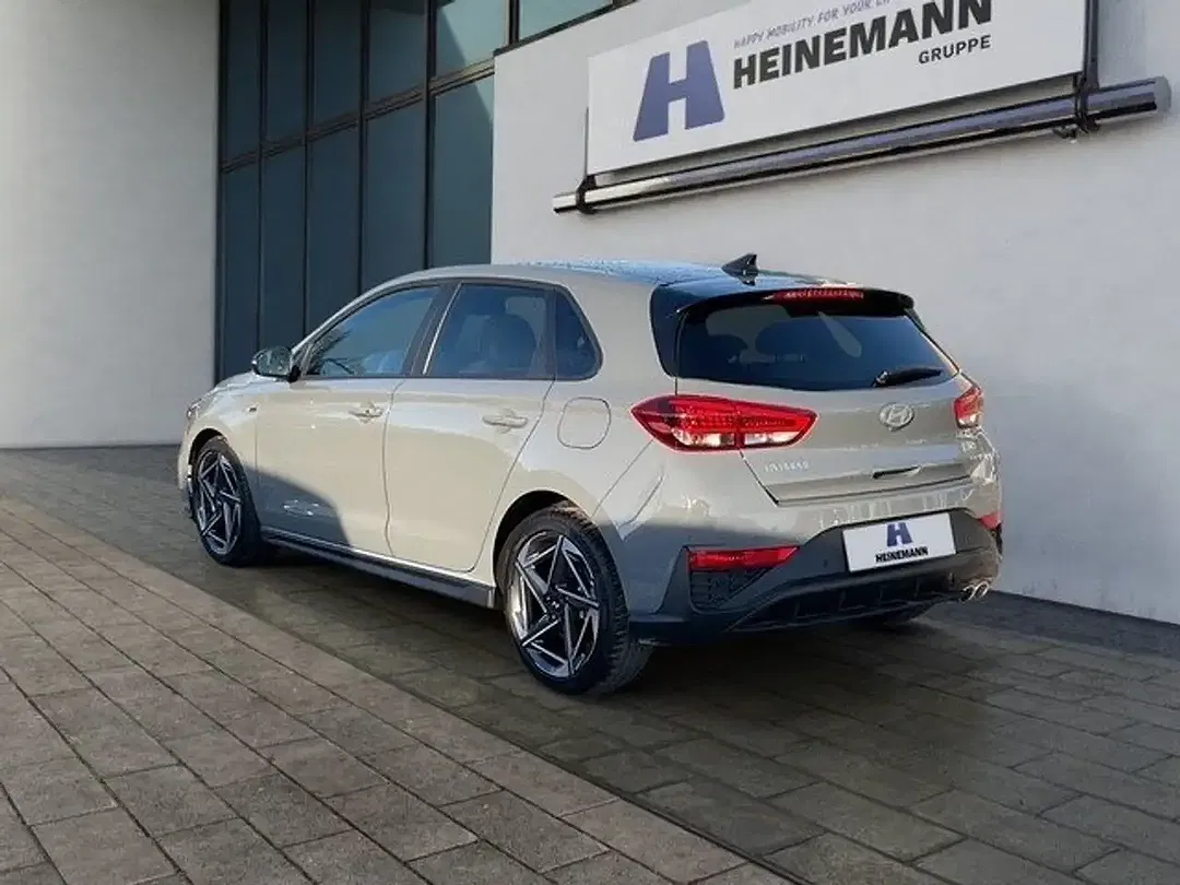 Hyundai i30 - Thumbnail 3
