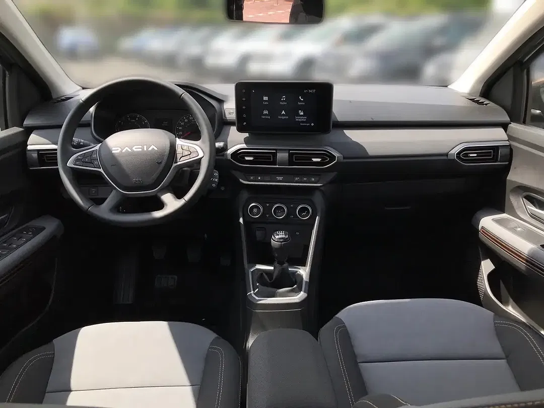 Dacia Sandero - Thumbnail 9