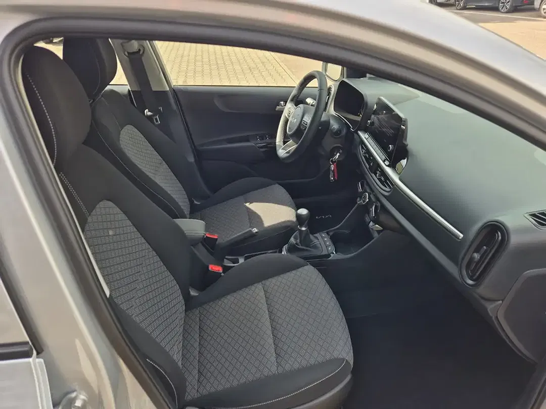 Kia Picanto - Thumbnail 10