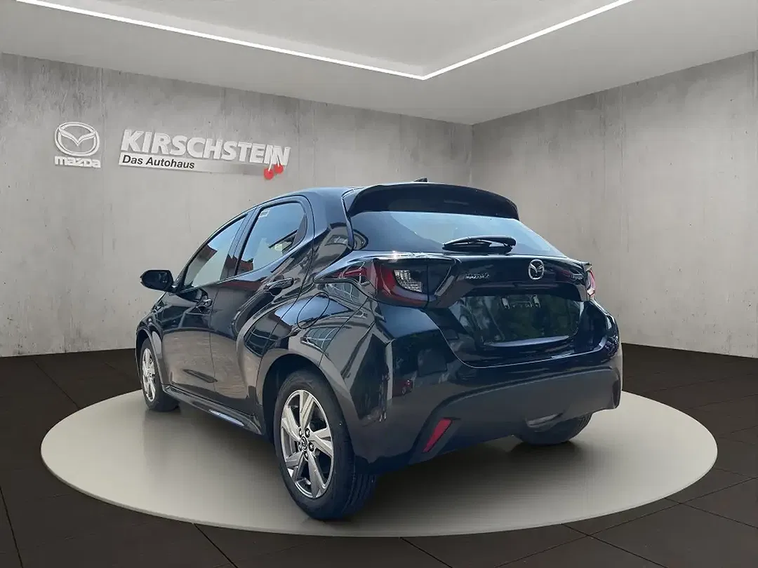 Mazda 2 - Thumbnail 3