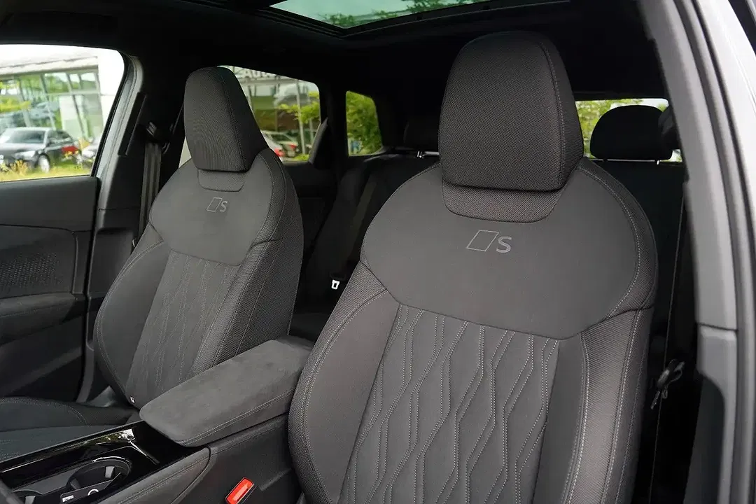 Audi Q3 - Thumbnail 14