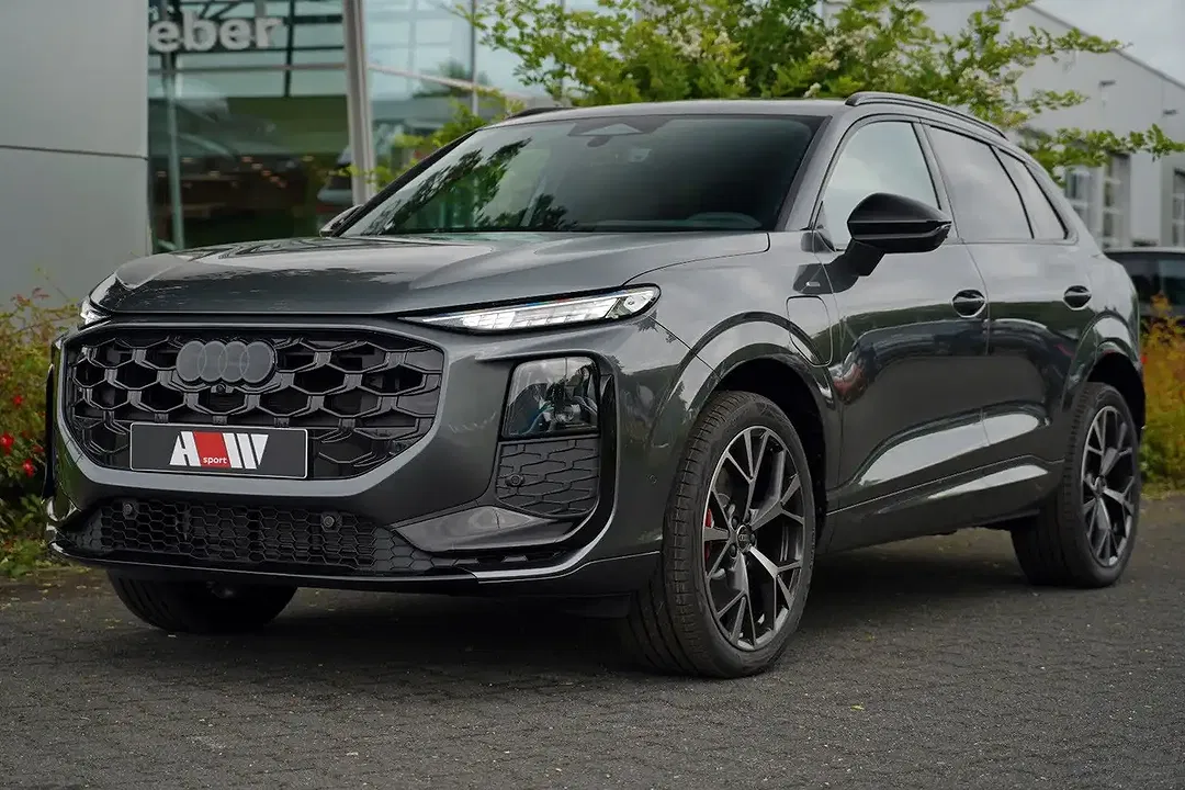 Audi Q3 - Thumbnail 2