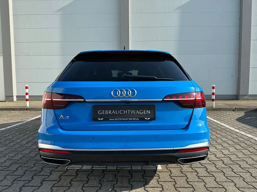 Audi A4 - Thumbnail 10