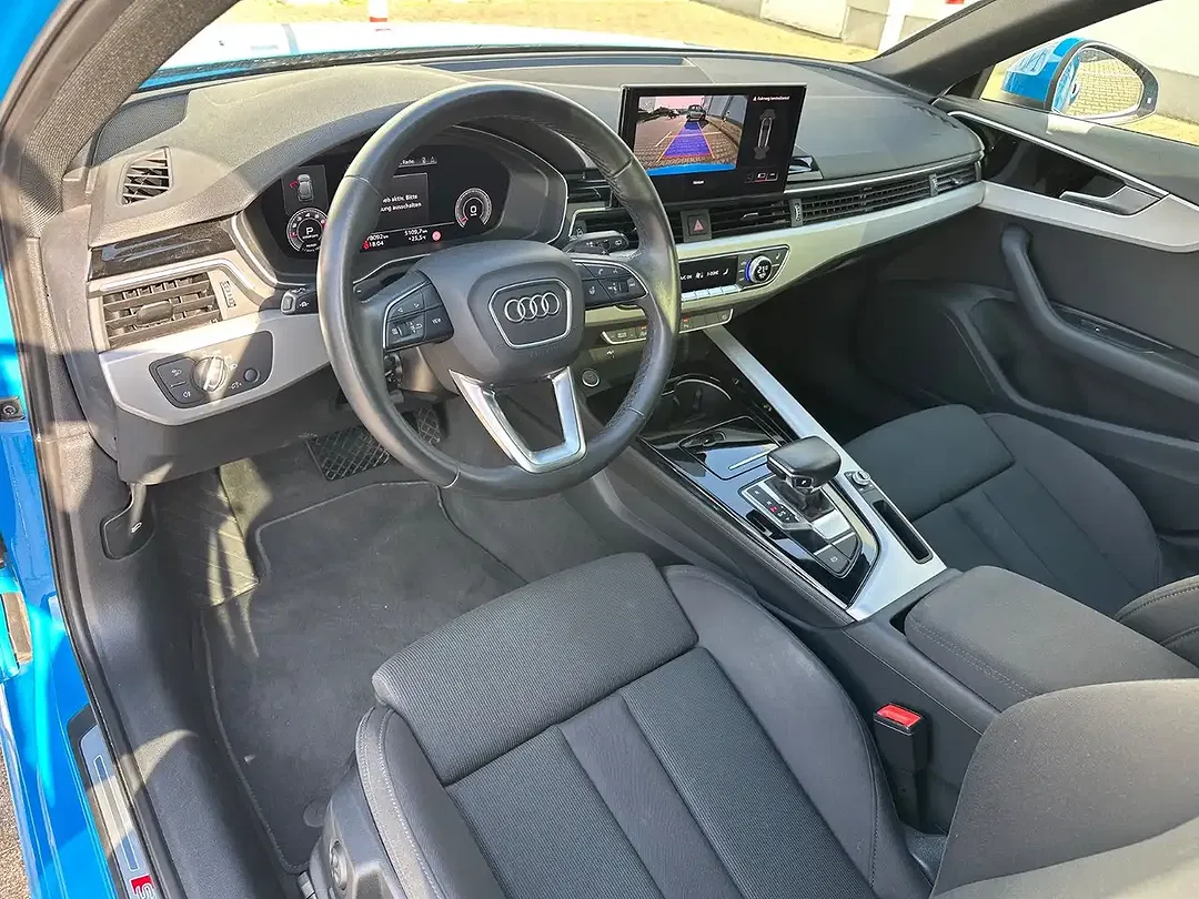 Audi A4 - Thumbnail 13