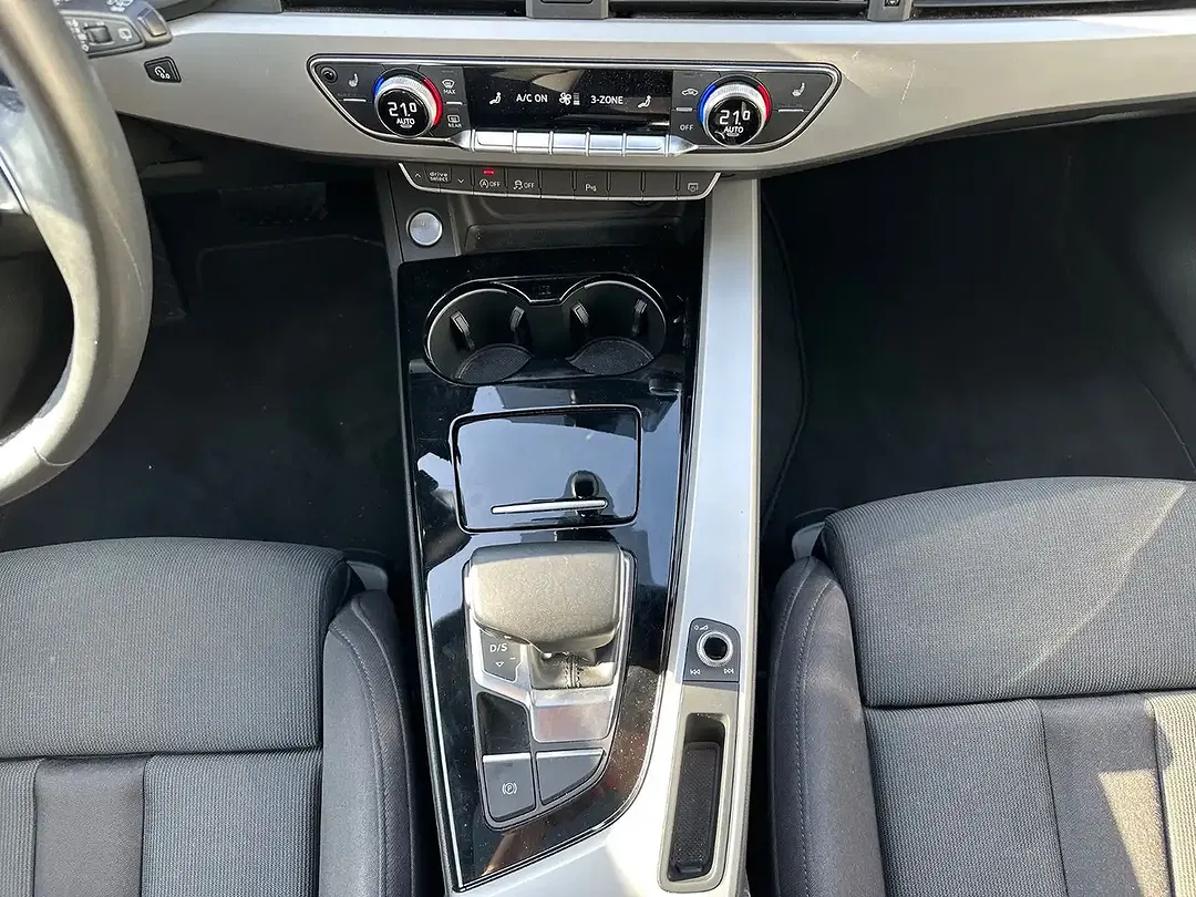 Audi A4 - Thumbnail 22