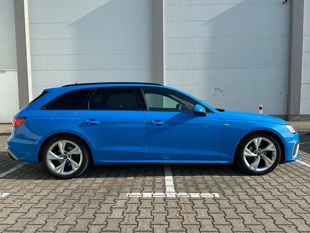 Audi A4 - Thumbnail 8