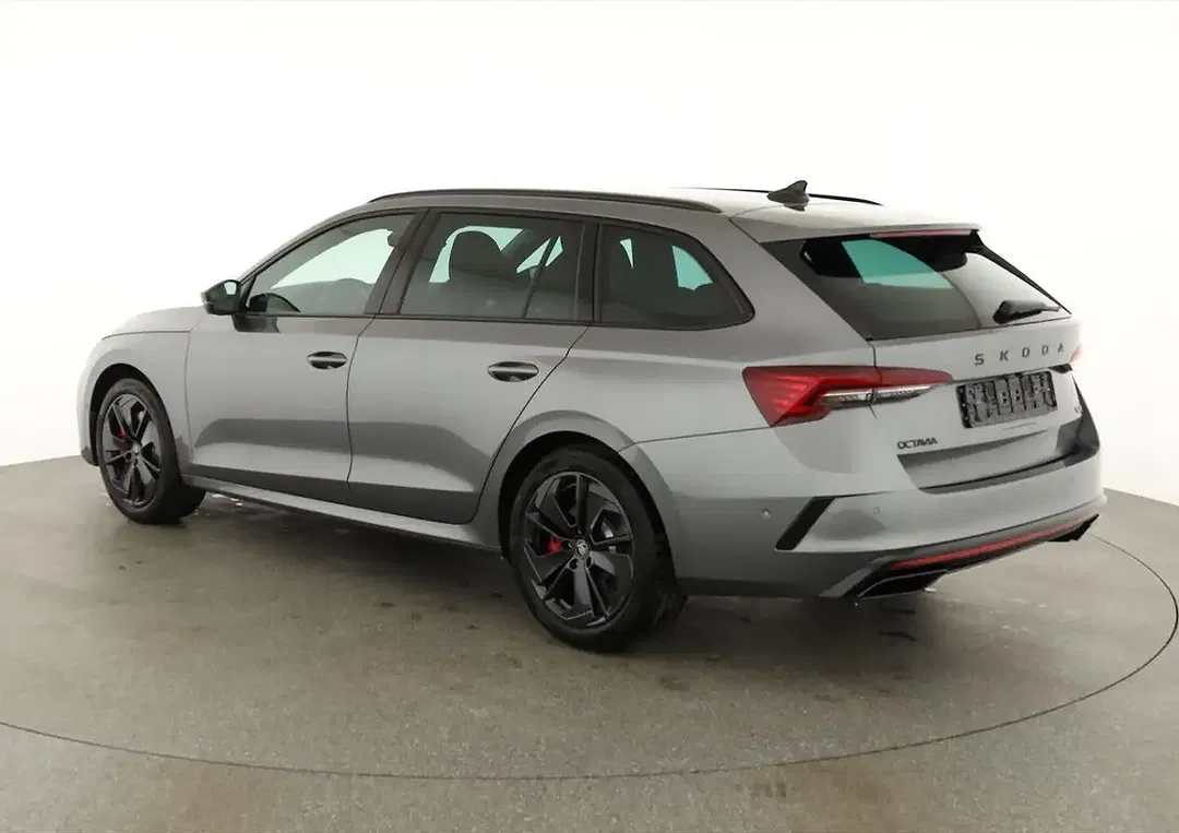 Skoda Octavia - Thumbnail 3