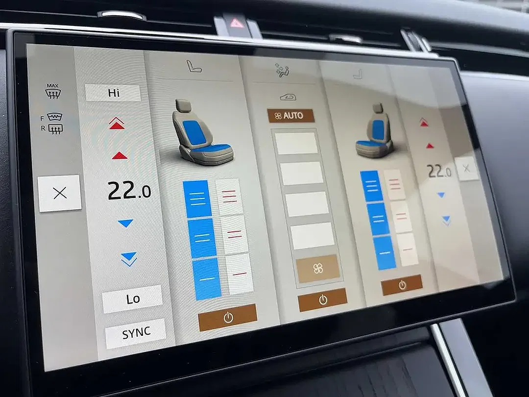 Land Rover Range Rover Velar - Thumbnail 12