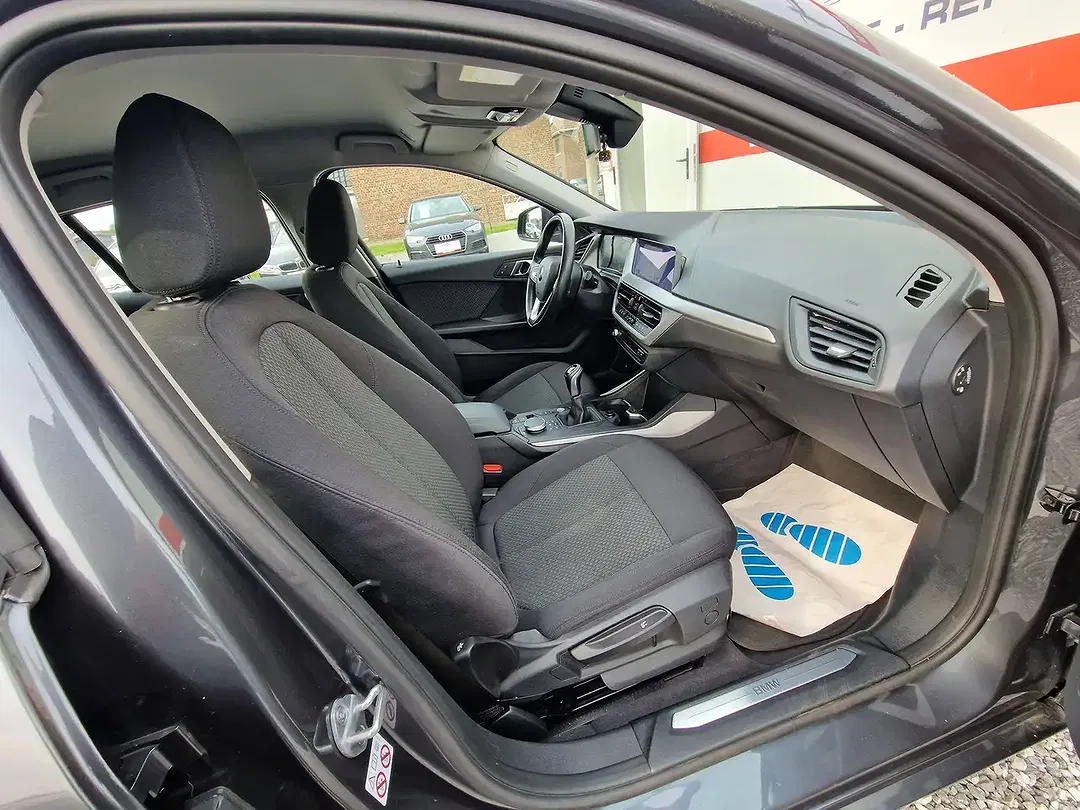 BMW 116 - Thumbnail 11