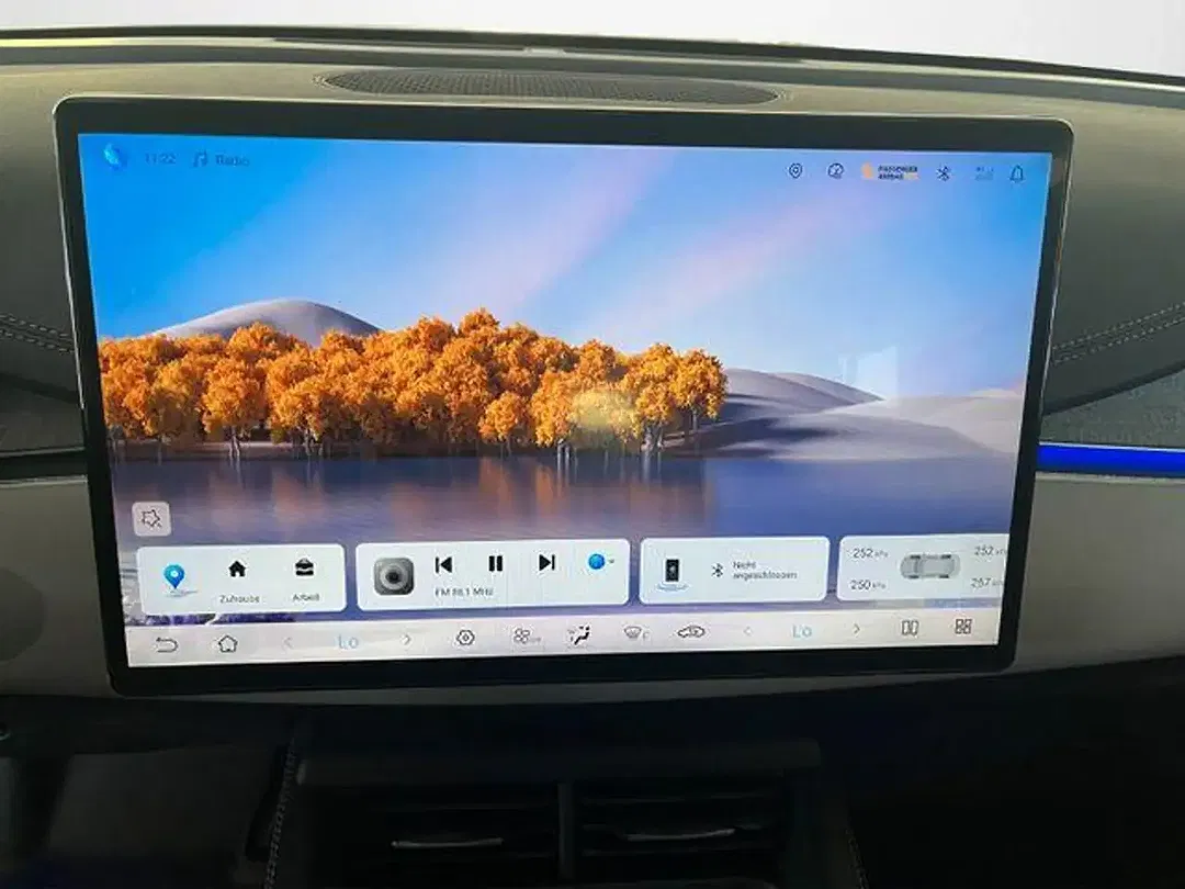 BYD Seal 6 - Thumbnail 8
