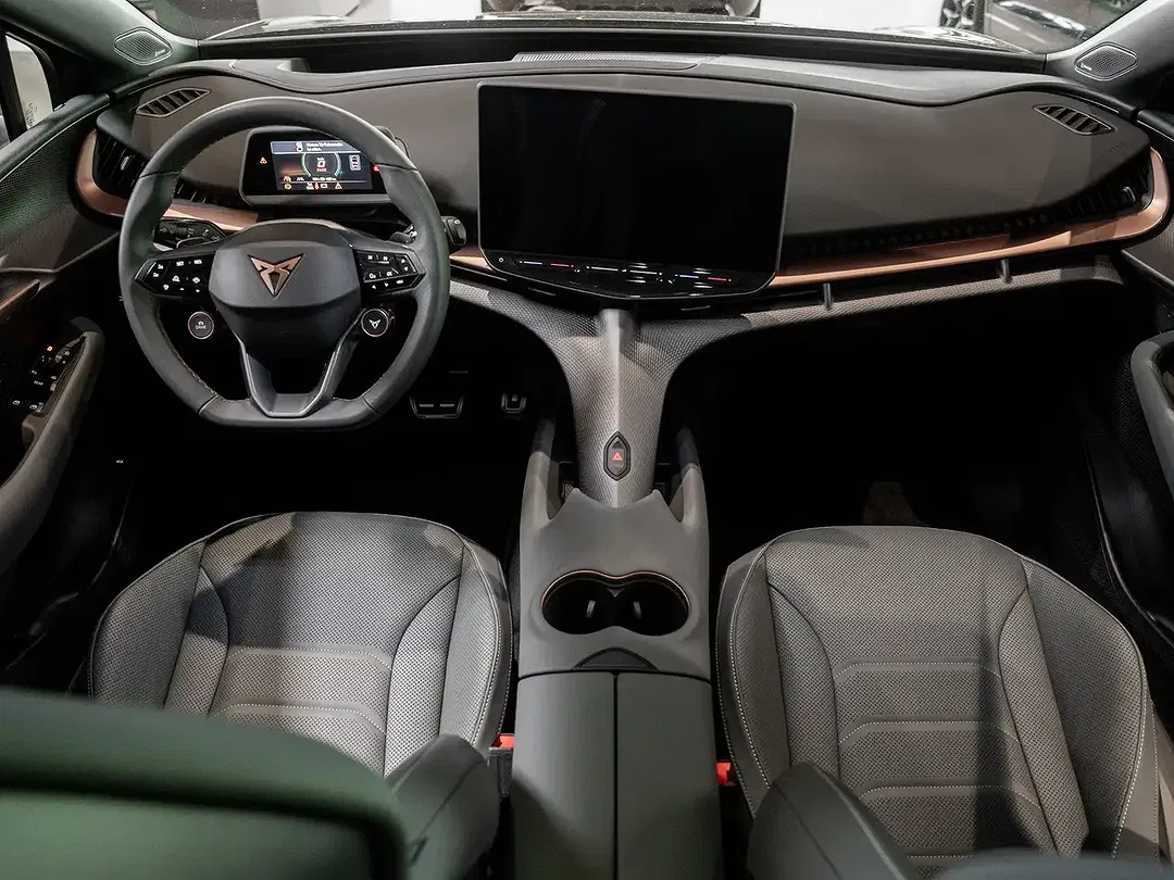 CUPRA Tavascan - Thumbnail 9