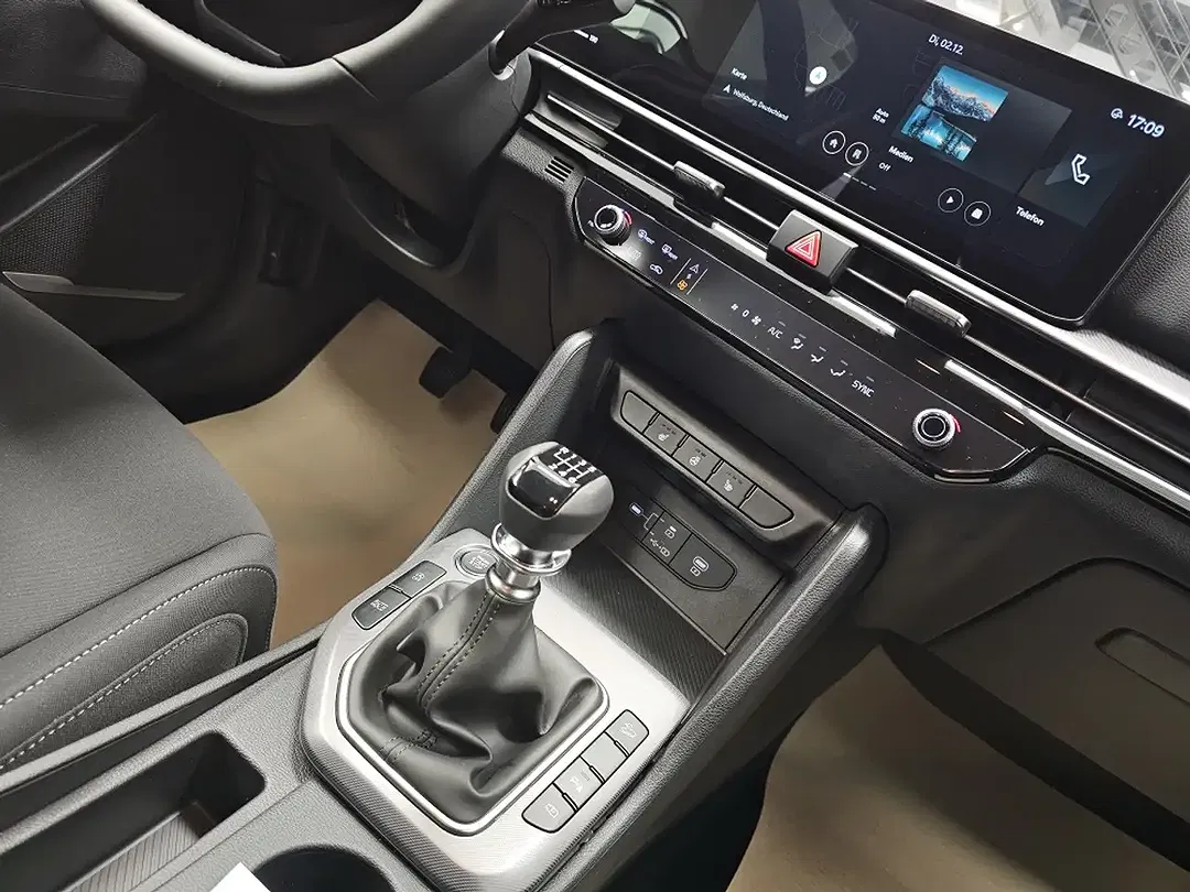 Kia Sportage - Thumbnail 10