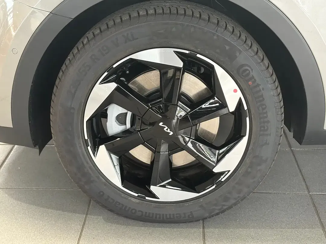 Kia Sorento - Thumbnail 9