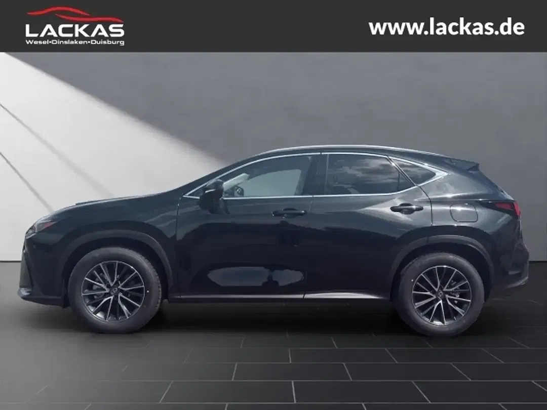 Lexus NX 350h - Thumbnail 2